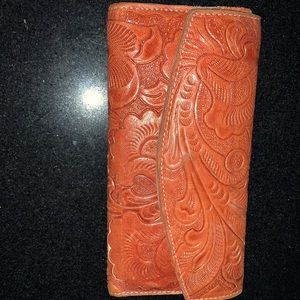 Tooled Leather Women’s Wallet